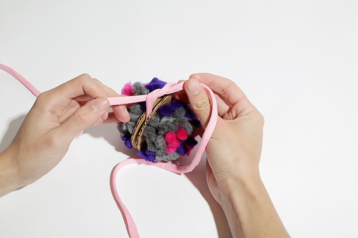 How to make a pom pom keyring, Wool and the Gang Blog